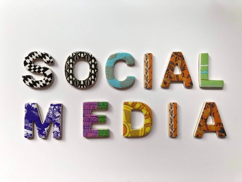 COLLABORIAMO - Social media